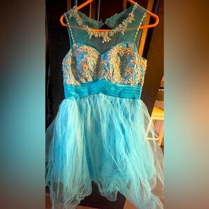 Blue quinceañera dress size large